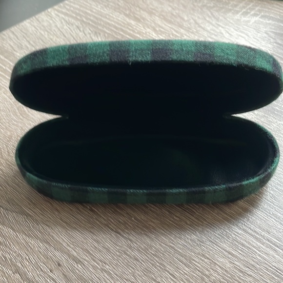 Authentic Beaver Canoe eyeglass case, plaid, hard shell - Picture 2 of 2